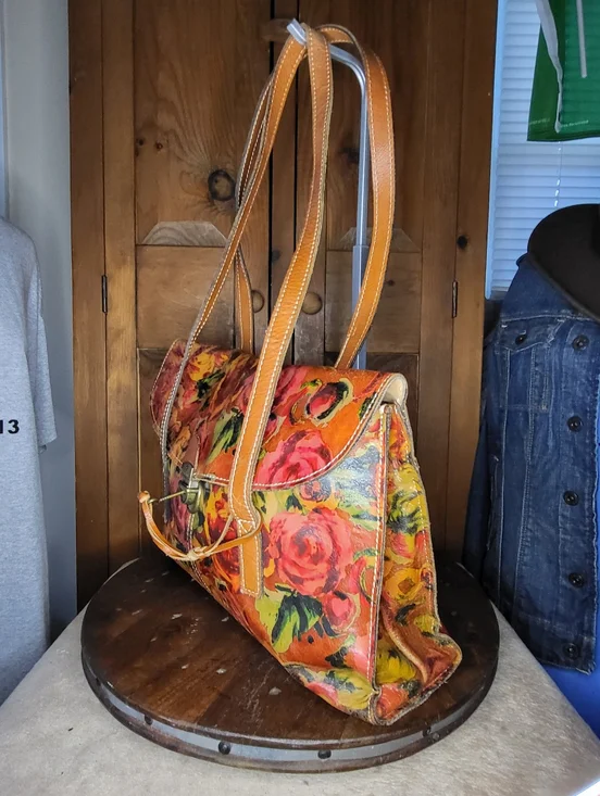 Patricia Nash Floral Bag - Picture 5 of 17
